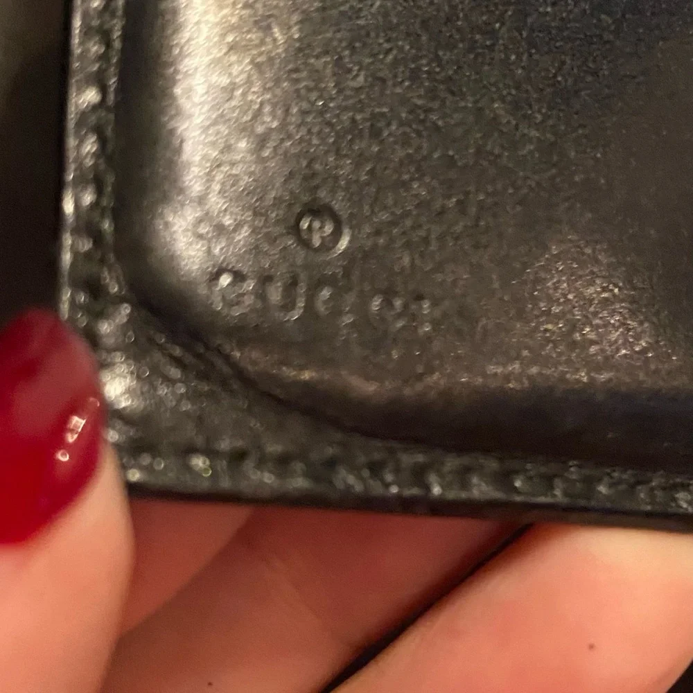 Gucci - VINTAGE - GUC - Black Leather Bifold Wallet - Tom Ford Era - Unisex
